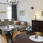 Bryza Homes - Linde - Parkplatz - Ahlbeck - Patio *