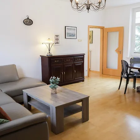 Bryza Homes - Linde - Parkplatz - Ahlbeck - Patio