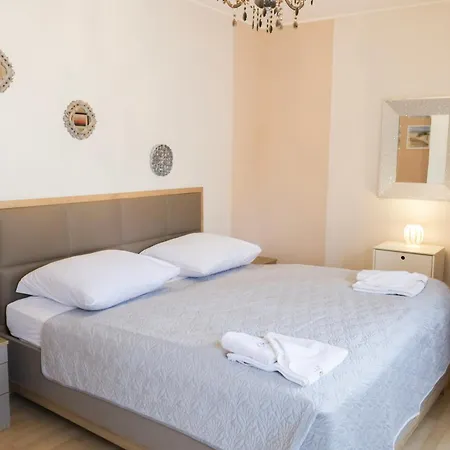 Bryza Homes - Linde - Parkplatz - Ahlbeck - Patio *
