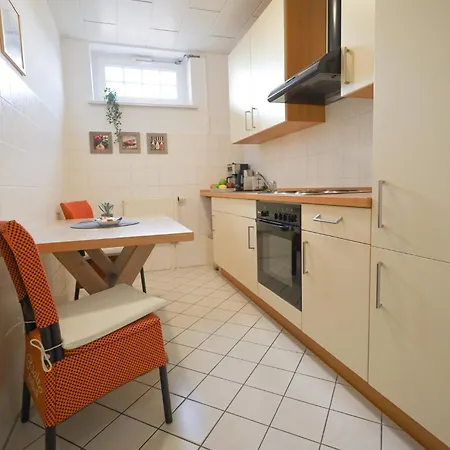 Bryza Homes - Linde - Parkplatz - Ahlbeck - Patio