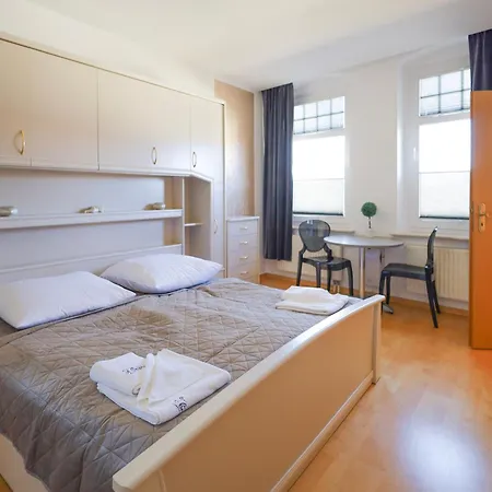 Bryza Homes - Linde - Parkplatz - Ahlbeck - Patio Lejlighed *