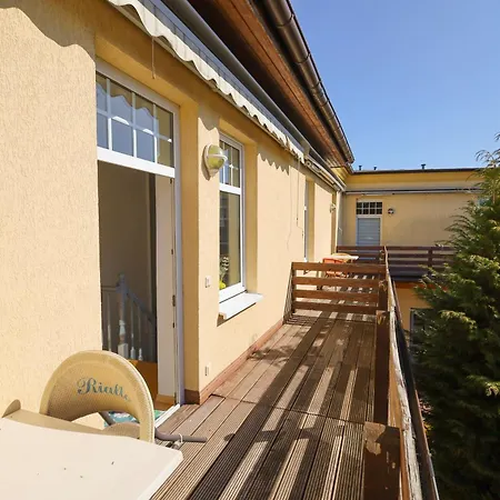 Bryza Homes - Linde - Parkplatz - Ahlbeck - Patio