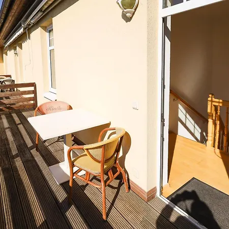 Bryza Homes - Linde - Parkplatz - Ahlbeck - Patio Lejlighed
