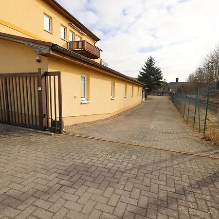 Bryza Homes - Linde - Parkplatz - Ahlbeck - Patio *